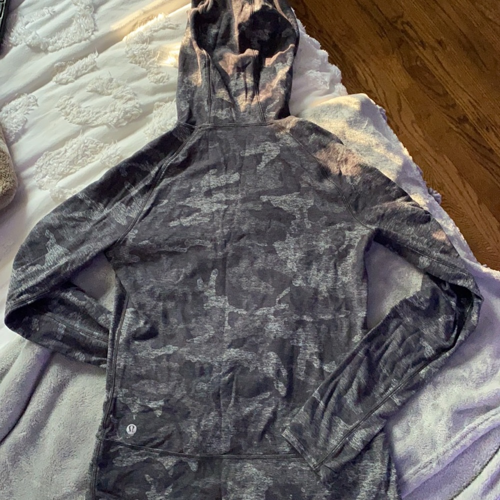 Lululemon Pullover - image 2